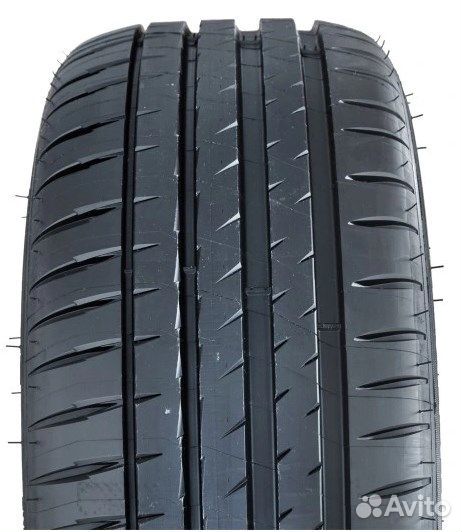 Michelin Pilot Sport 4 SUV 285/35 R23 107Y