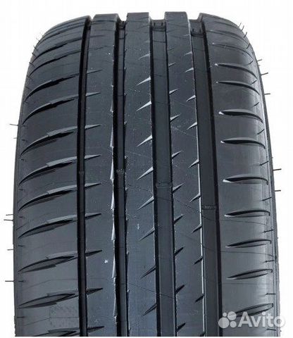 Michelin Pilot Sport 4 SUV 285/35 R23 107Y