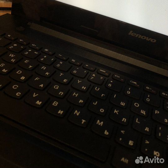 Ноутбук lenovo