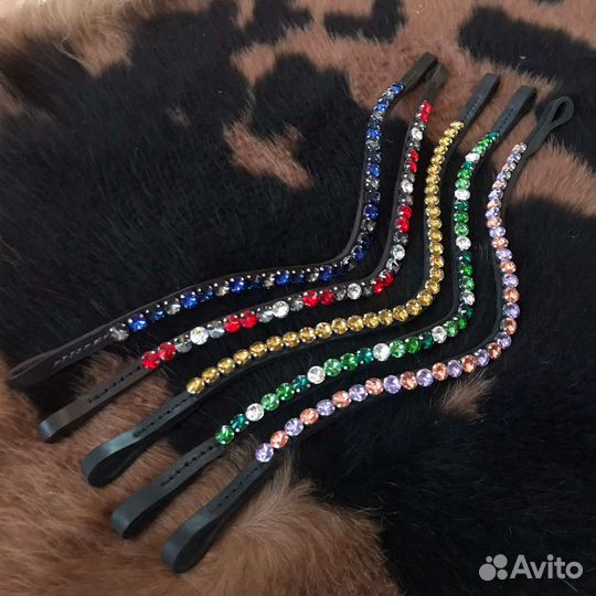 Налобники для лошади