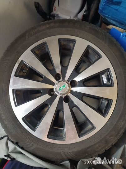 Автомобильные диски r15