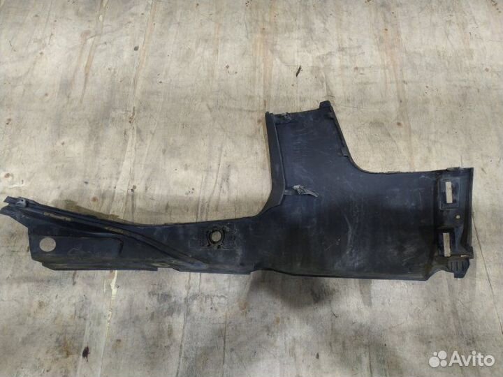 Накладка бампера правая Peugeot 3008 2 M до