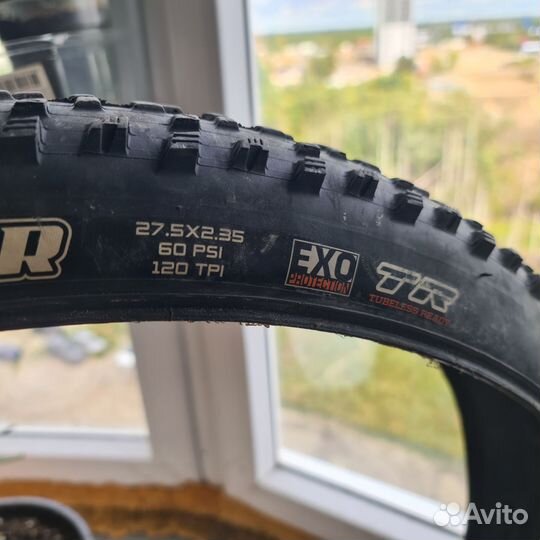Покрышка maxxis forecaster 27.5 2.35