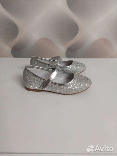 Туфли для девочки 27 размер