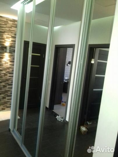 Шкаф купе 4-х дверный, 2,4 метра, белый, зеркало