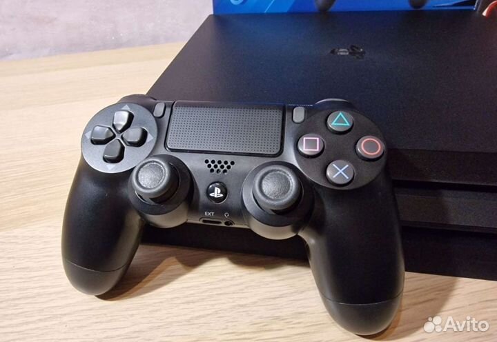 SonyPlayStation 4Pro 1TB Новая+Игры