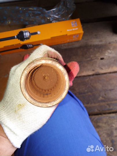 Привод передний правый Рено Дастер АКПП 2,0 4*2