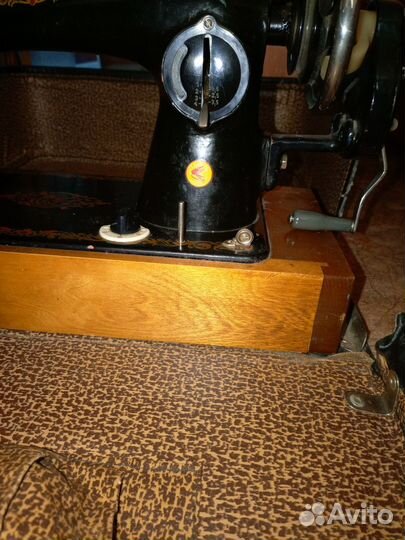 Швейная машинка чайка