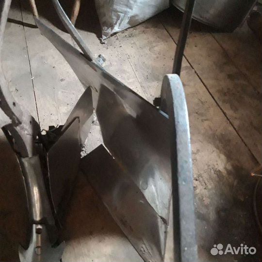 Конский плуг