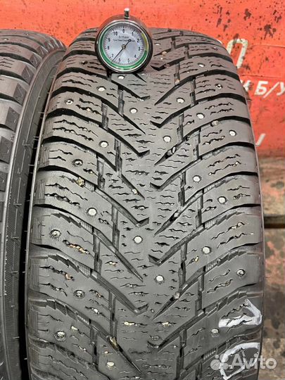 Nokian Tyres Hakkapeliitta 8 SUV 215/70 R16