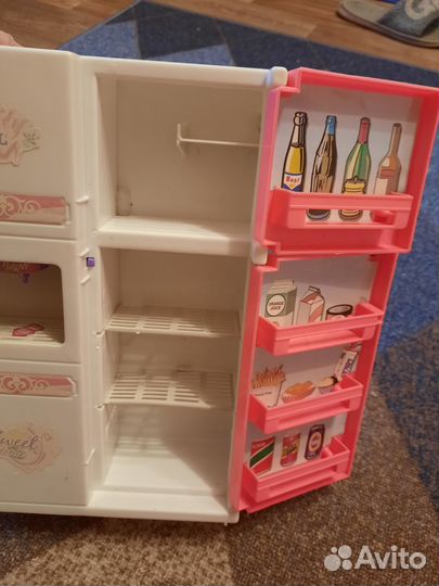 Пластиковая мебель для кукол