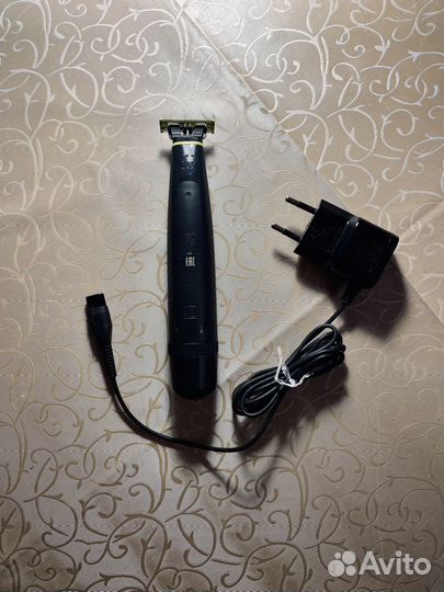 Триммер Philips oneblade