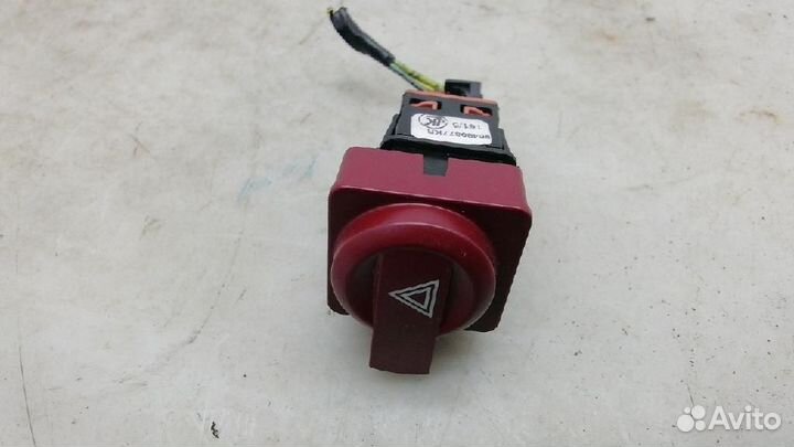 Кнопка аварийной сигнализации Citroen C4