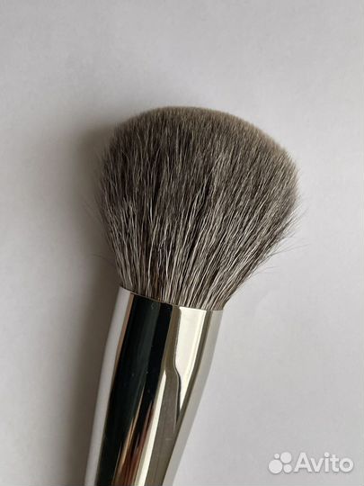 Кисть для макияжа Hakuhodo