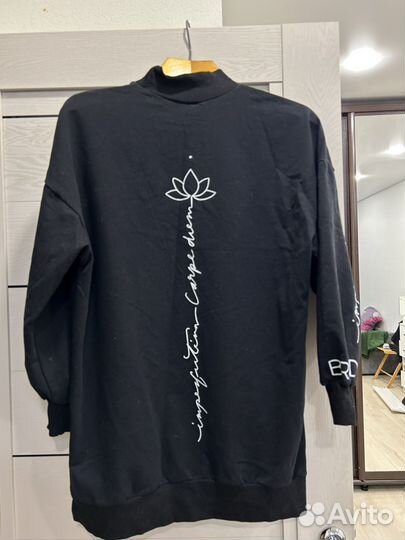 Свитшот женский черный оверсайз