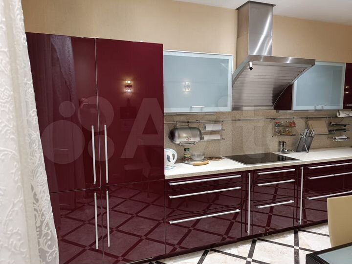 4-к. квартира, 145 м², 12/14 эт.