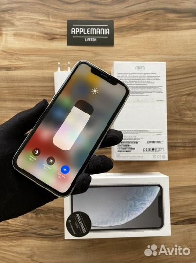 iPhone Xr, 64 ГБ