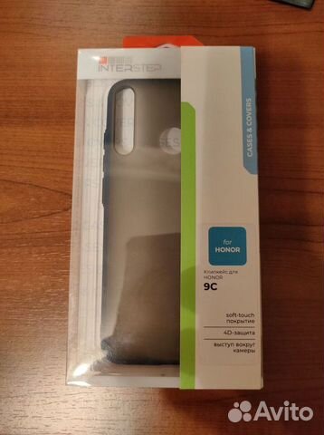 Чехлы на телефон