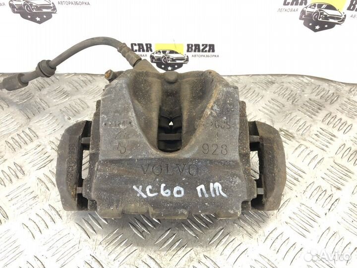 Суппорт передний правый R Volvo XC60