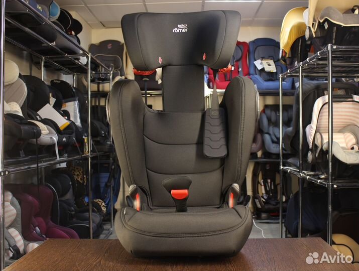 Автокресло детское Britax Romer Kid fix 3s 15-36