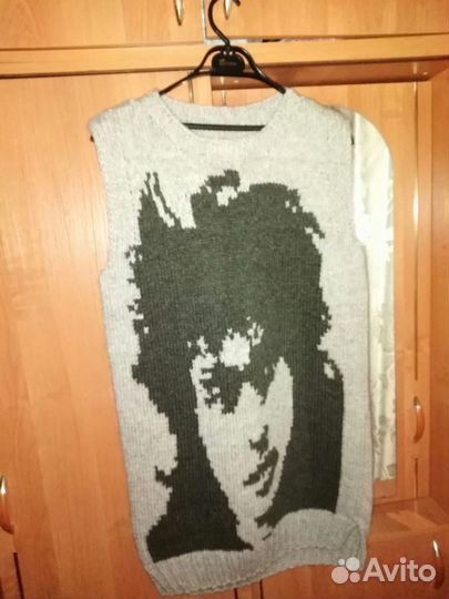 Свитер коллекц. Виктор Цой рок группа Кино богема