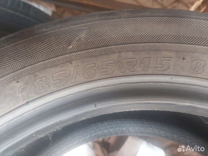 Toyo W8 185/65 R15