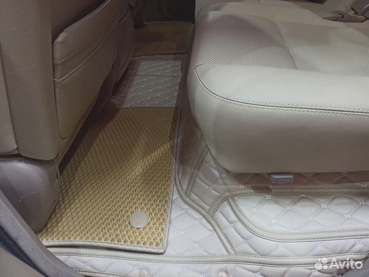 Автомобильные коврики из экокожи