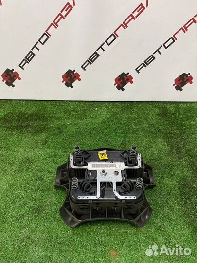 Подушка безопасности руля Nissan primera p12