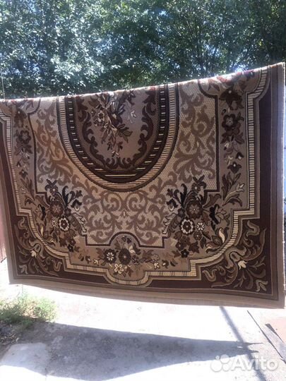 Ковер шерстяной