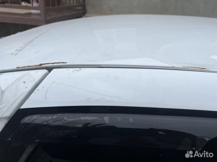 Задние двери на гранту лифтбек