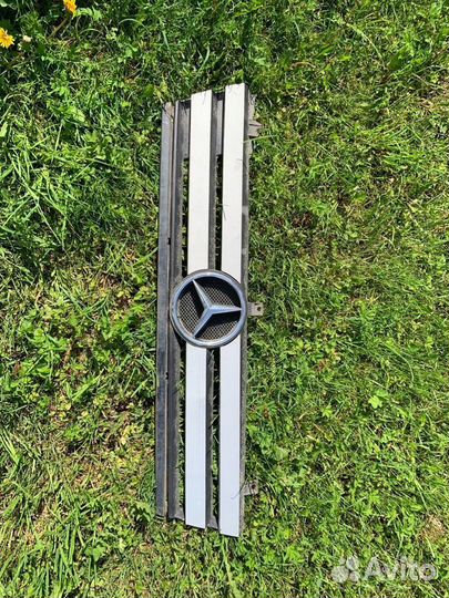 Решетка радиатора mercedes vito w638