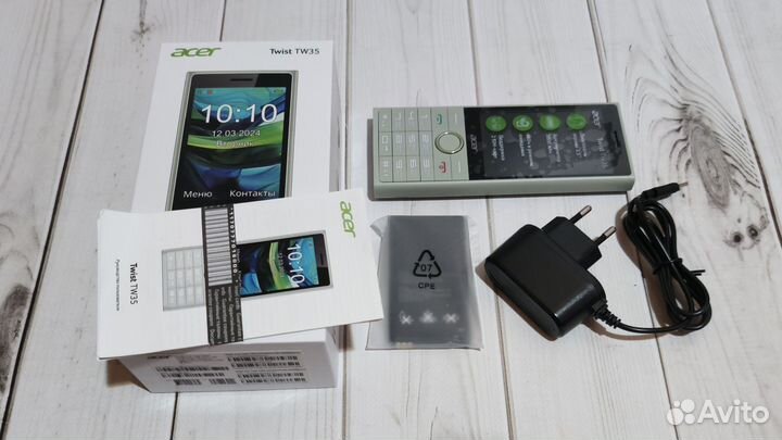 Acer beTouch E120, 512 МБ