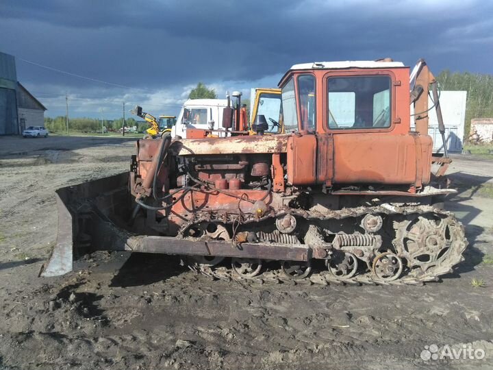 Трактор ВгТЗ ДТ-75, 1987