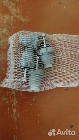 Транспортировочные болты для стиральной машины