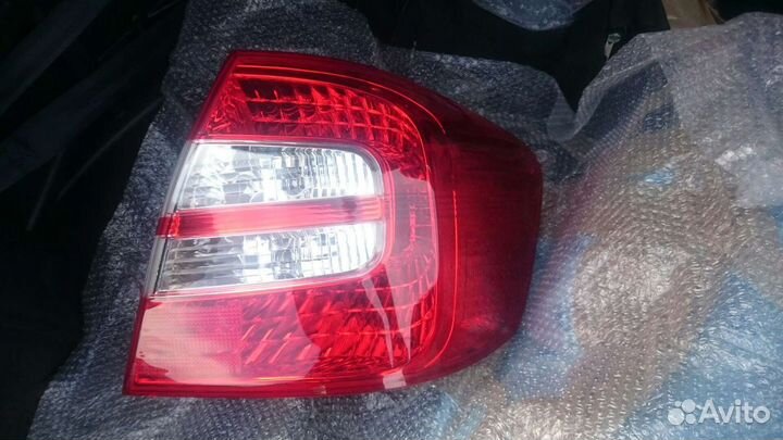 Правый задний стоп сигнал