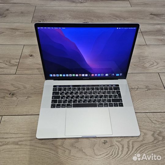 Apple Macbook PRO 15.4