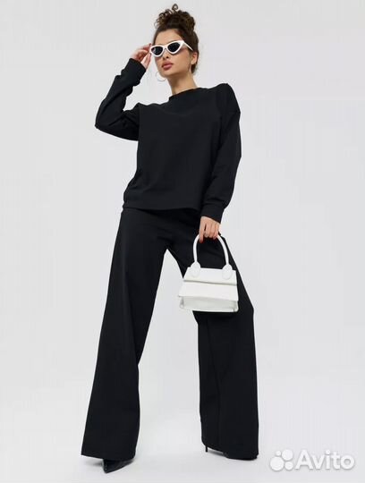 Спортивный костюм женский