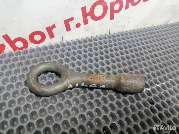 Крюк буксировочный Fiat Albea