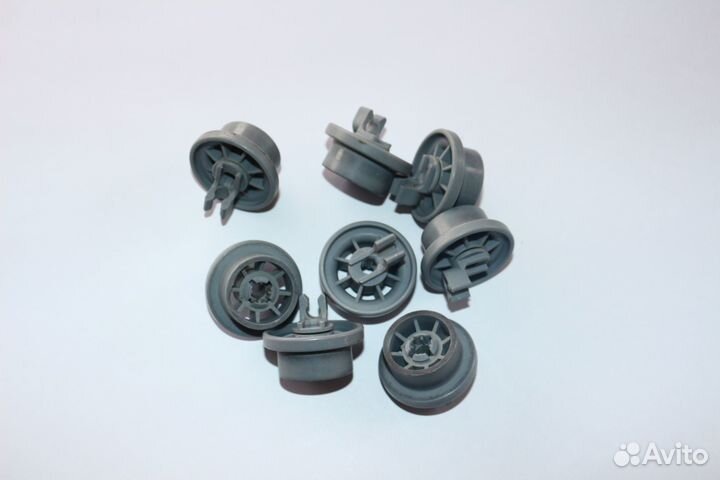 Ролик нижней корзины для пмм Bosch арт. 165314