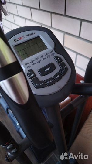 Эллипсоид Carbon Fitness E704