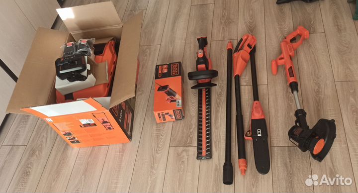 Набор аккумуляторной садовой техники Black+Decker