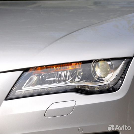 Стекло правой фары Audi A7 4G 2010-2014