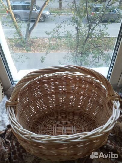 Корзина плетеная