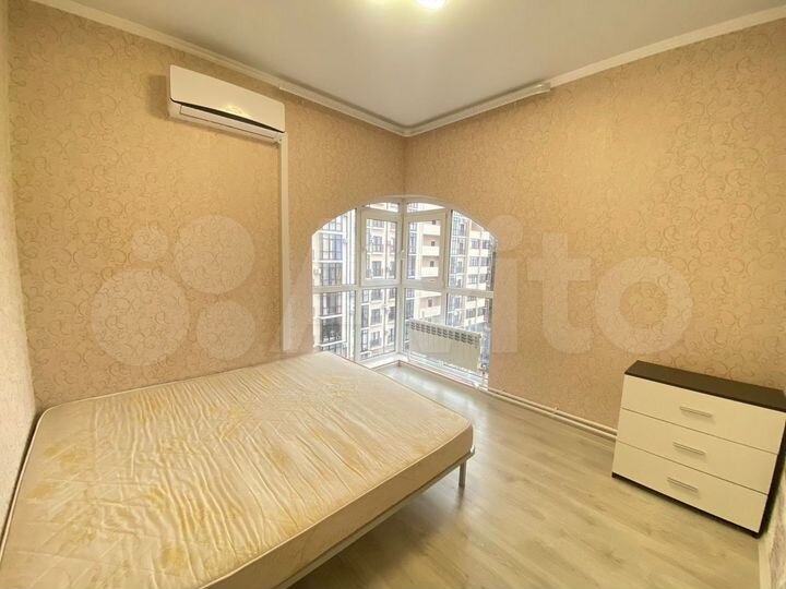 2-к. квартира, 60 м², 6/6 эт.