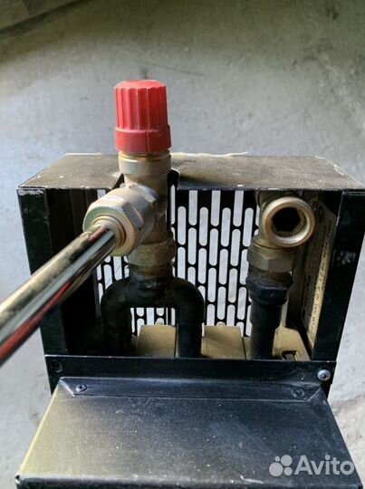 Радиатор, Конвектор напольный 2 шт. по 1 метру