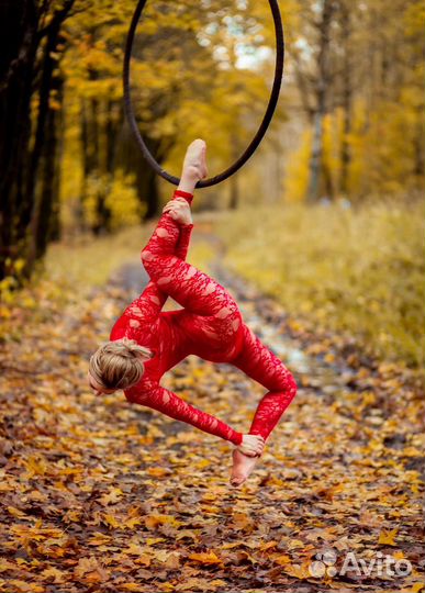 Танцы на пилоне (pole dance)