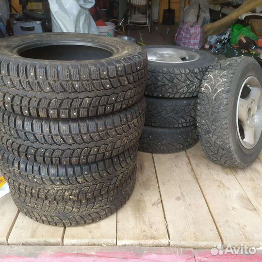 Шины бу зимние р13
