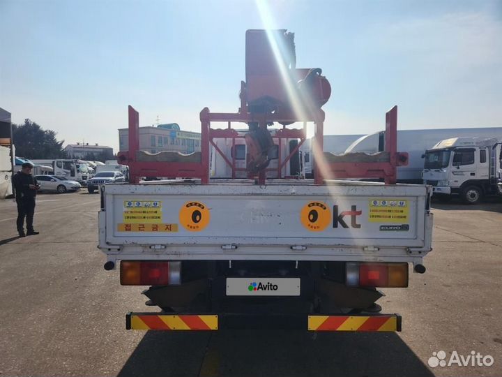 Бурильно-крановая машина Donghae DHS 3000 A, 2018