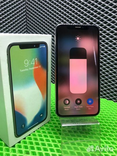 iPhone X, 256 ГБ
