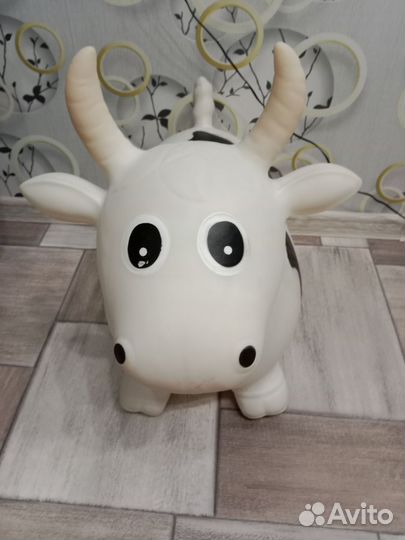 Игрушка Корова прыгун